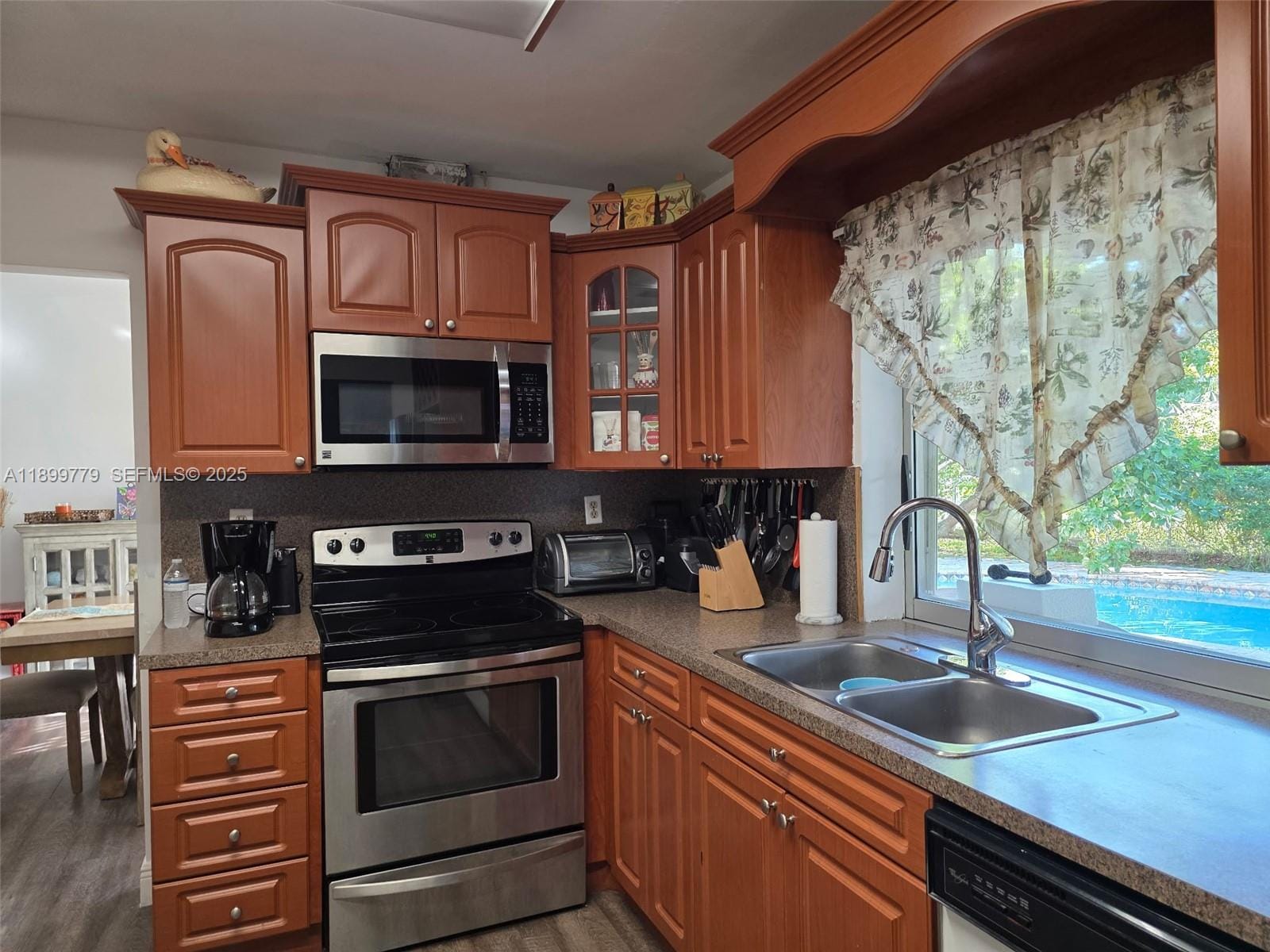 7435 SW 146th Court, Miami, FL 33183 photo 5