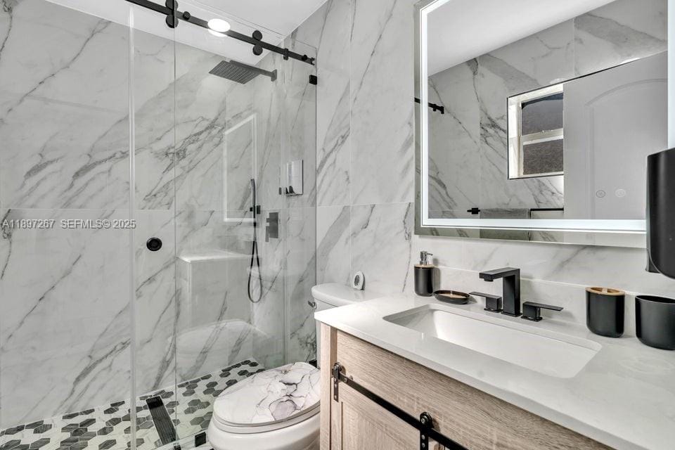 2112 N 14th Terrace — photo 8