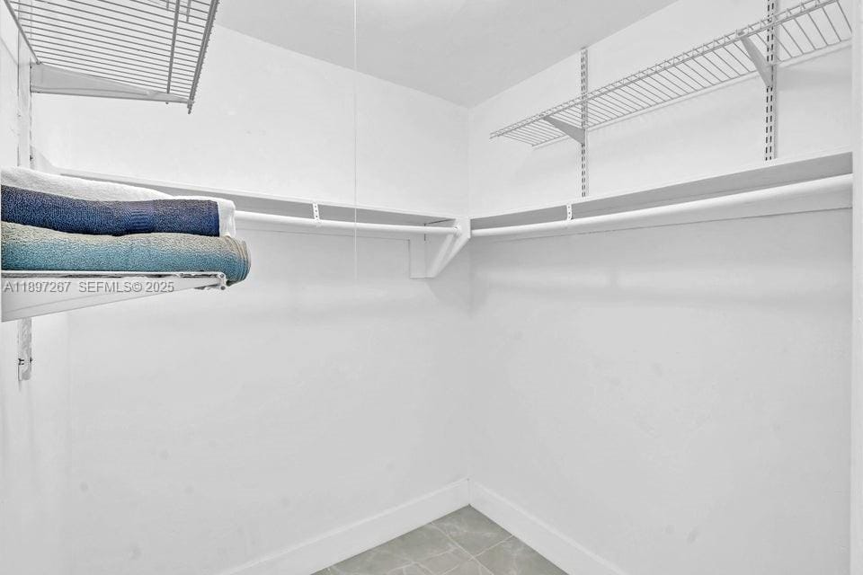 2112 N 14th Terrace — photo 9