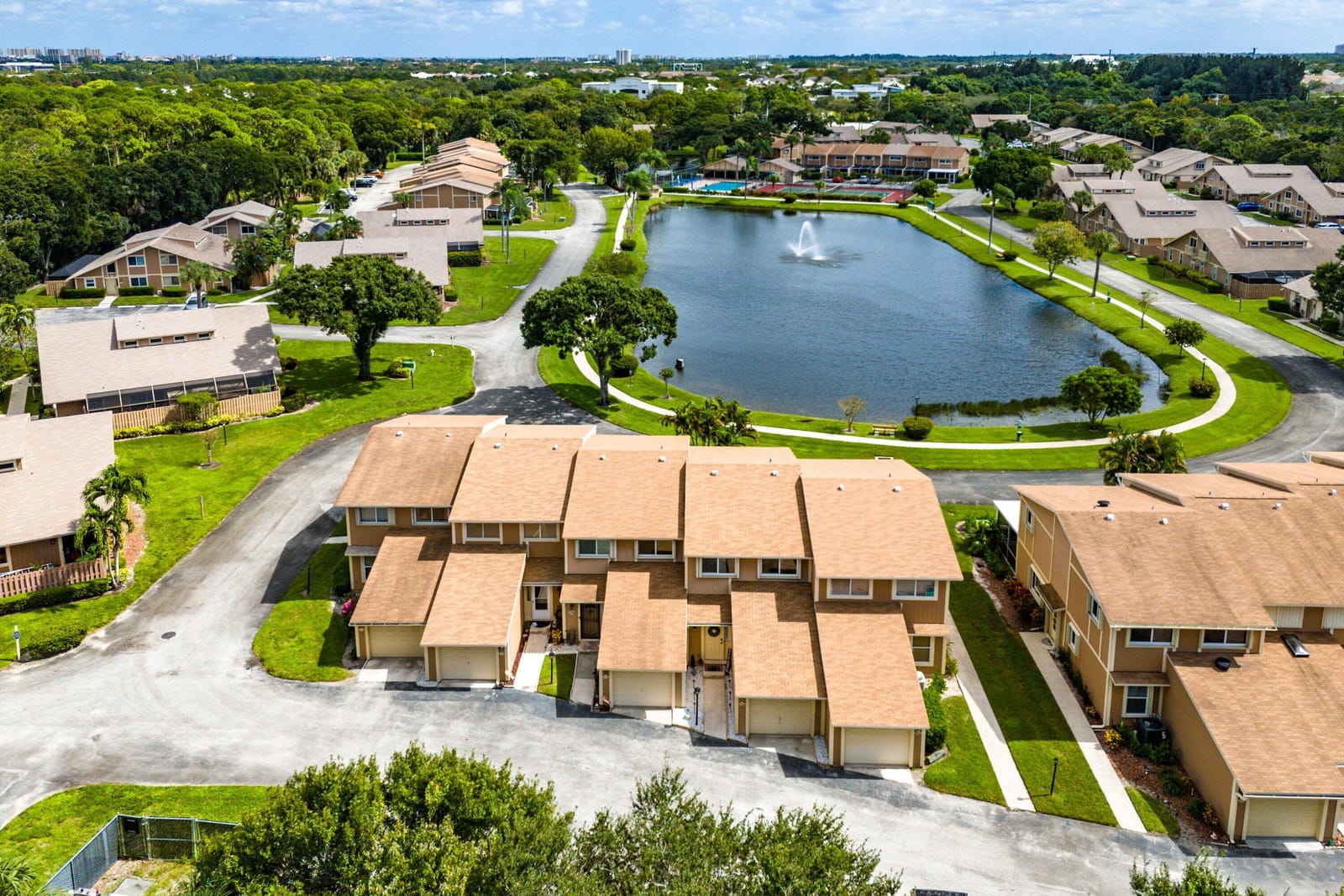154 Maplecrest Circle, Jupiter, FL 33458