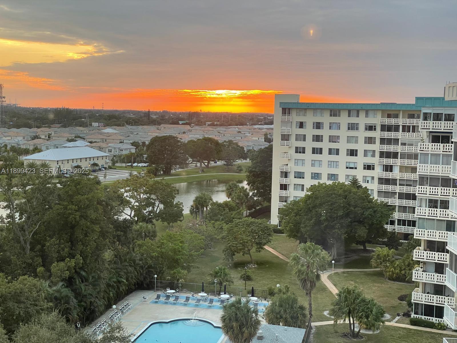 4200 Hillcrest Drive 1015, Hollywood, FL 33021, Hollywood
