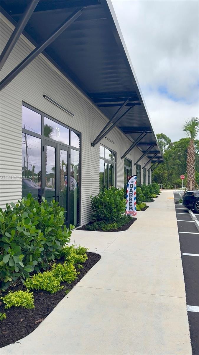 8156 Alico Road Unit 2 — photo 2