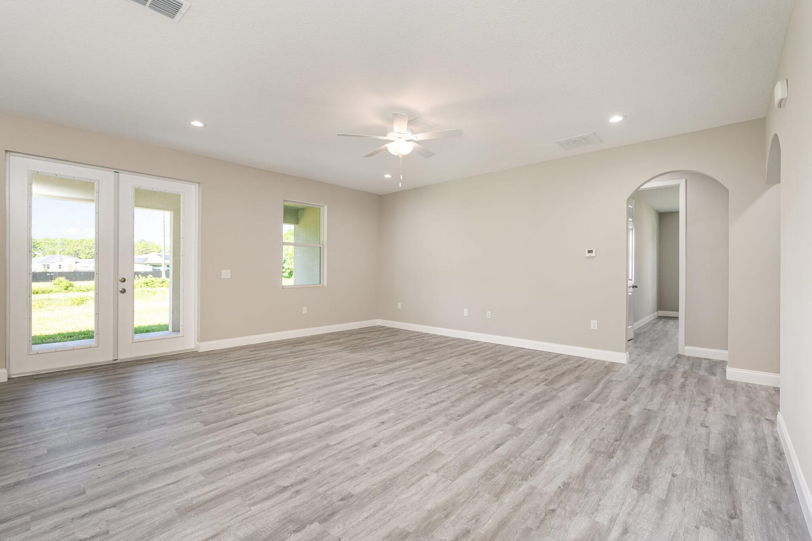 1319 Schneider Street SW — photo 9