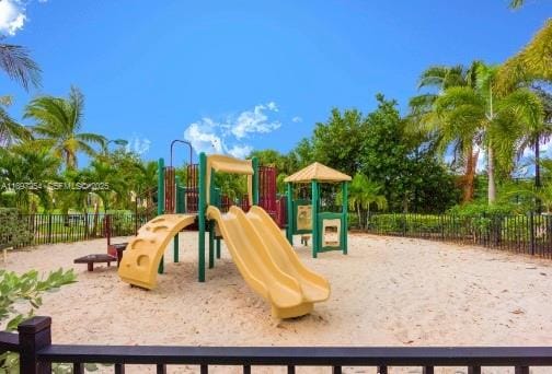 3020 Laurel Ridge Circle, Riviera Beach, FL 33404 photo 17