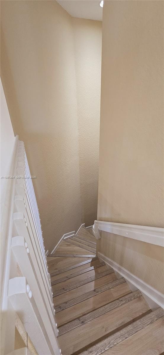 3020 Laurel Ridge Circle — photo 4