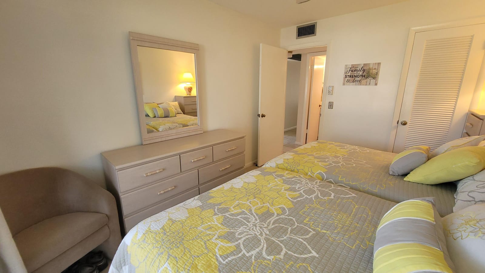 232 Canterbury J, West Palm Beach, FL 33417 photo 19