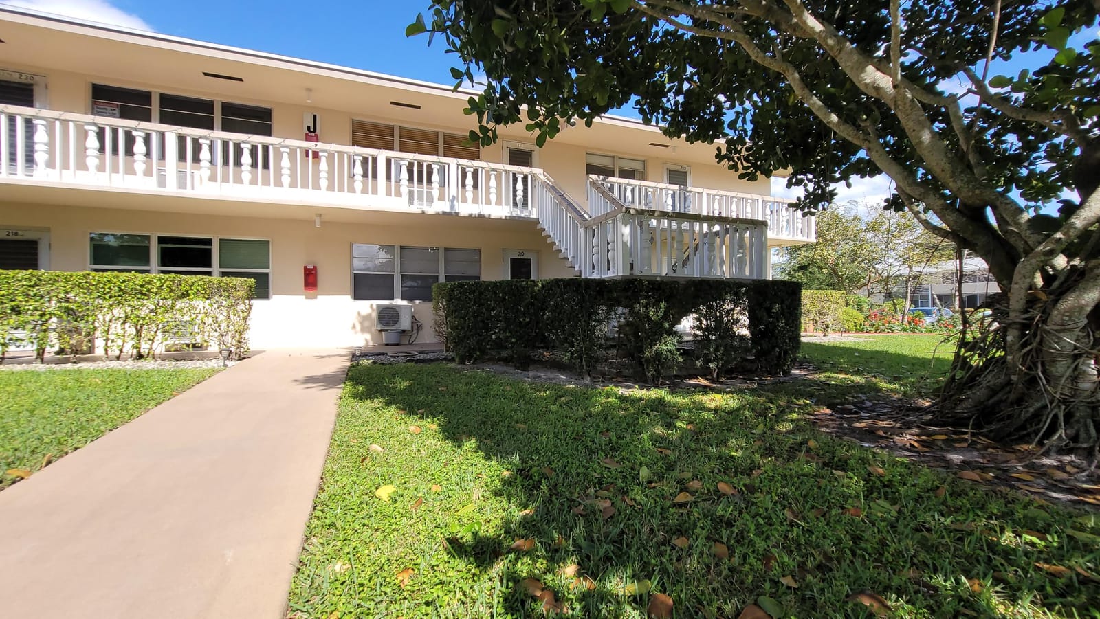 232 Canterbury J, West Palm Beach, FL 33417 photo 27