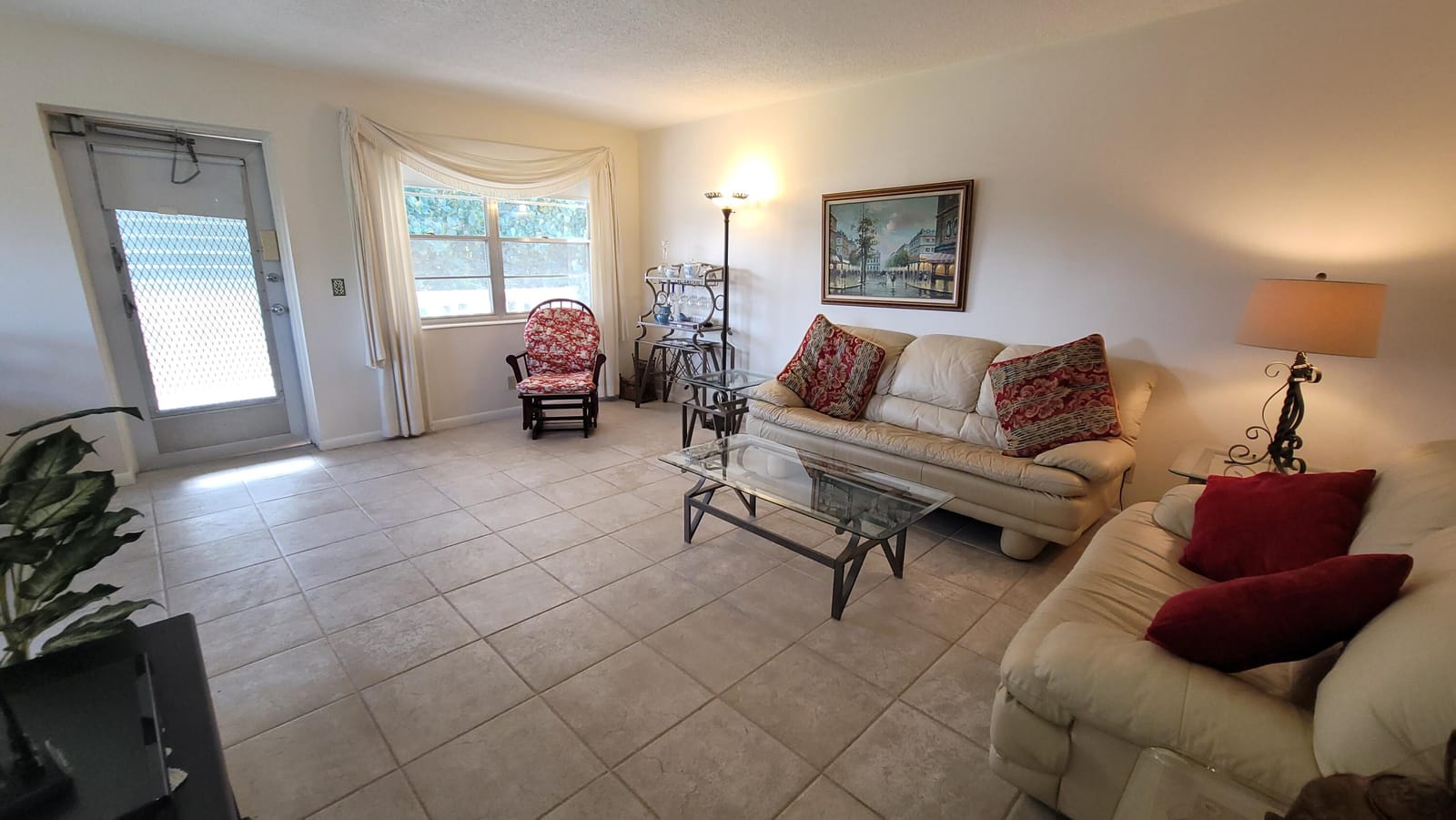 232 Canterbury J — photo 4