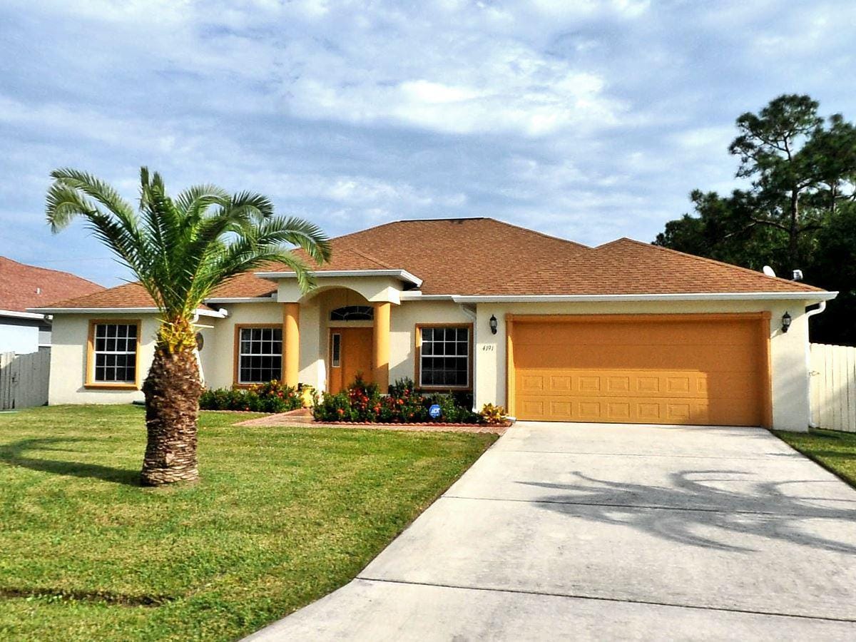 4191 SW Macad Street, Port St. Lucie, FL 34953