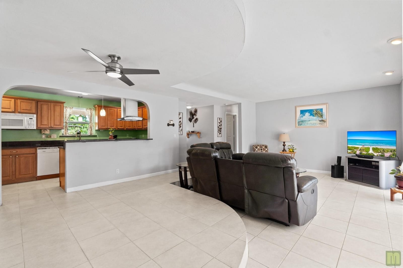 4450 NW 10th Street — photo 8