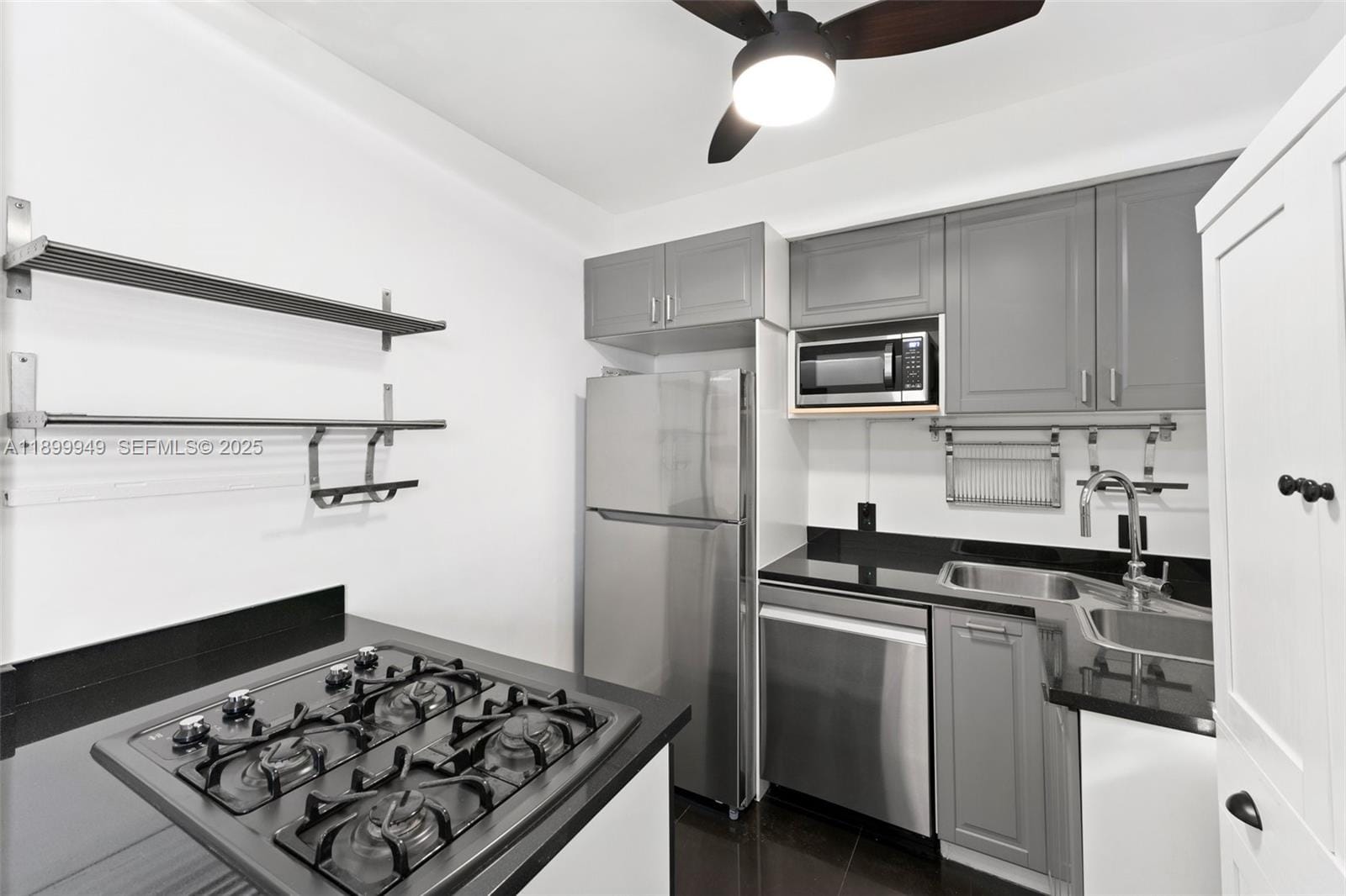 1515 West Avenue 9, Miami Beach, FL 33139 photo 15