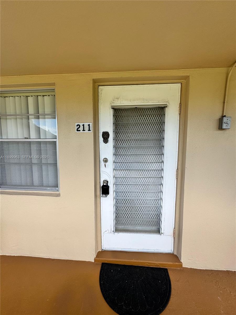 211 Coventry I 211 211, West Palm Beach, FL 33417, West Palm Beach