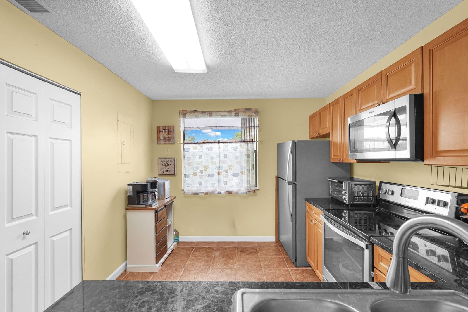5861 Riverside Drive 206 — photo 11
