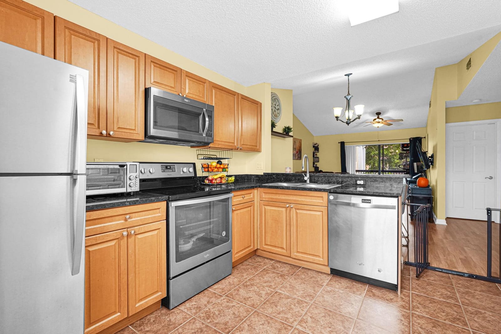 5861 Riverside Drive 206 — photo 9
