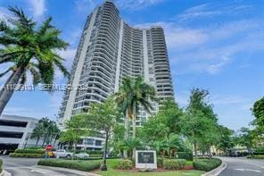 3530 N Mystic Pointe Drive 2307, Aventura, FL 33180