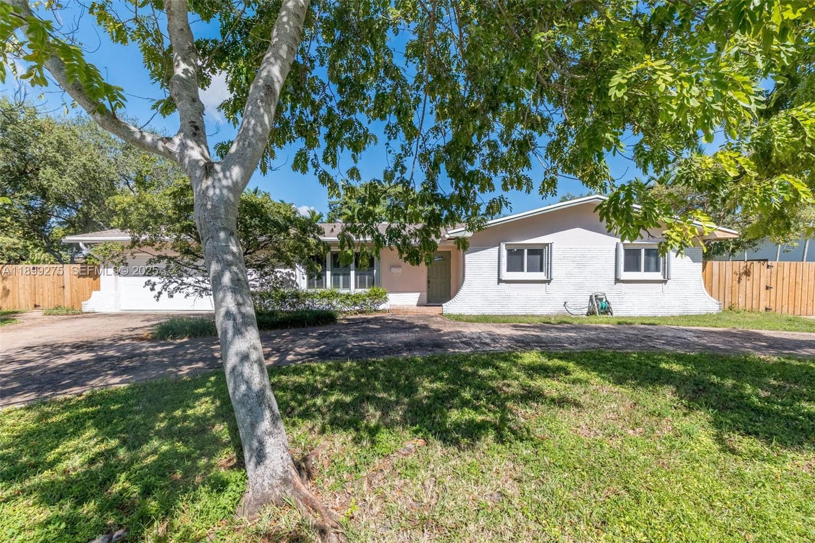 10533 SW 114th Street — photo 2