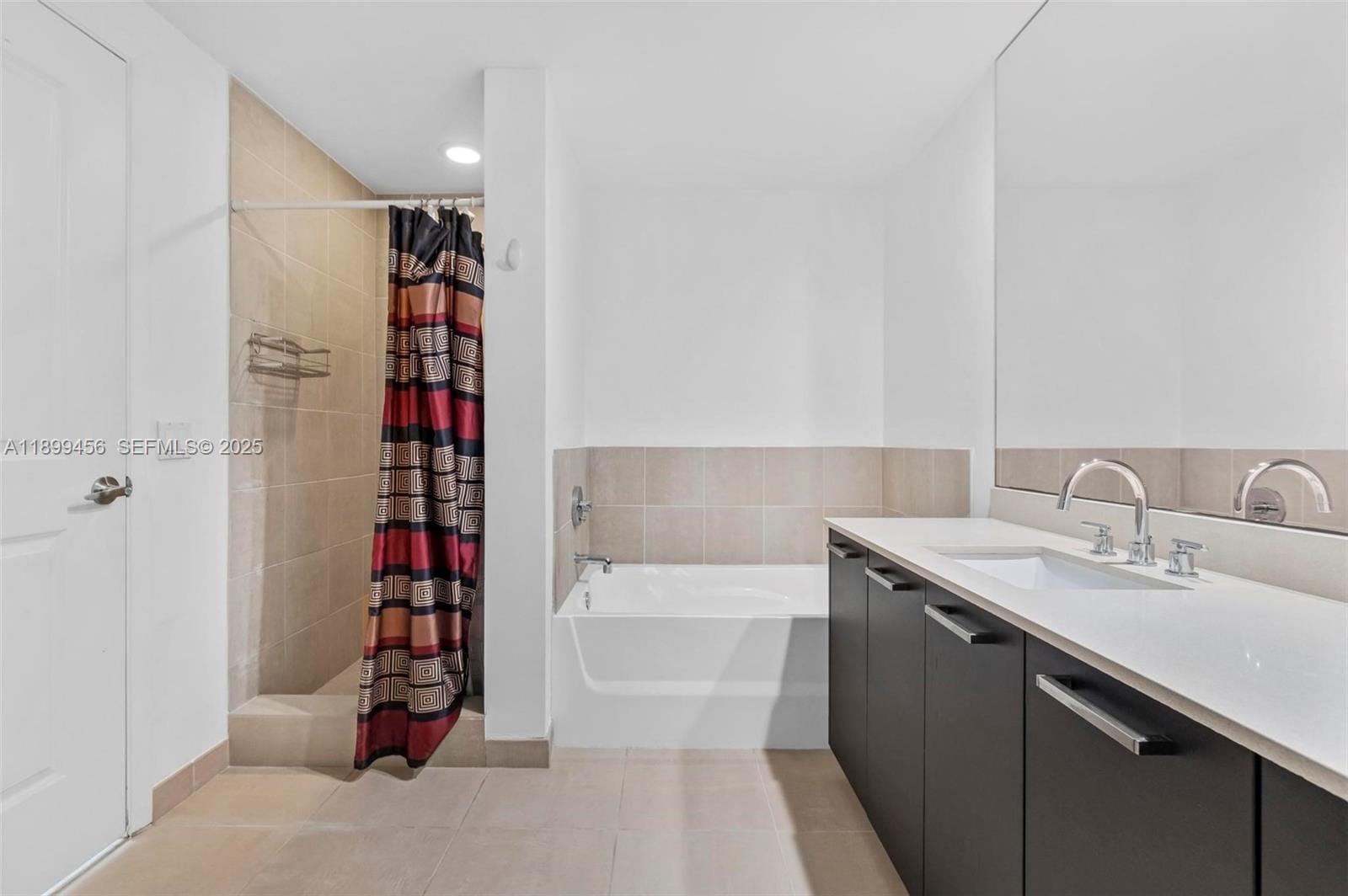 333 NE 24th Street 812, Miami, FL 33137 photo 14