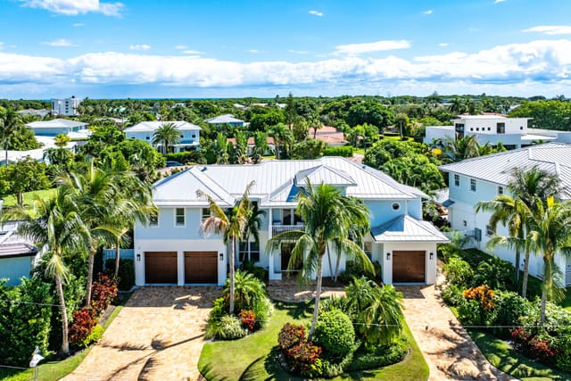 540 NE Spanish Trail, sold in Boca Raton Riviera, Boca Raton, FL