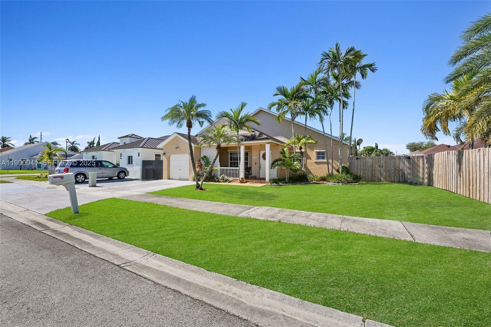 15846 SW 143rd Court — photo 3