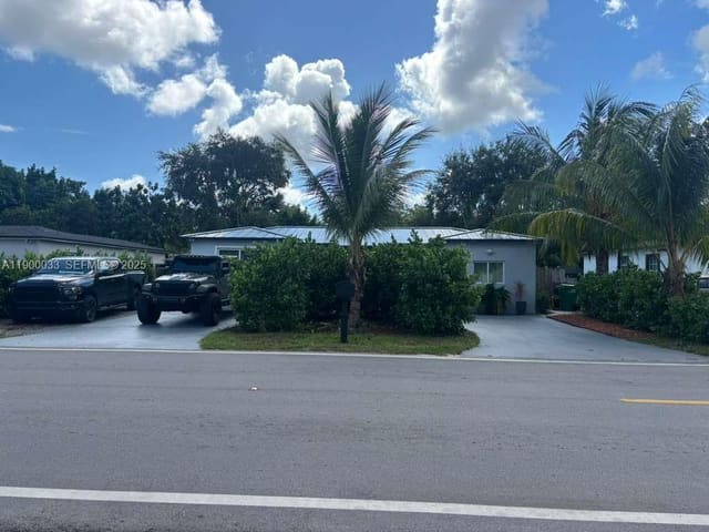 1430 NE 149th Street, sold in Arch Creeks Estates, Miami, FL