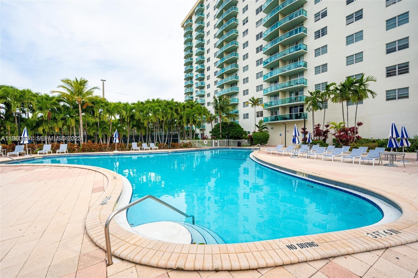 19370 Collins Avenue 415, Sunny Isles Beach, FL 33160 photo 27