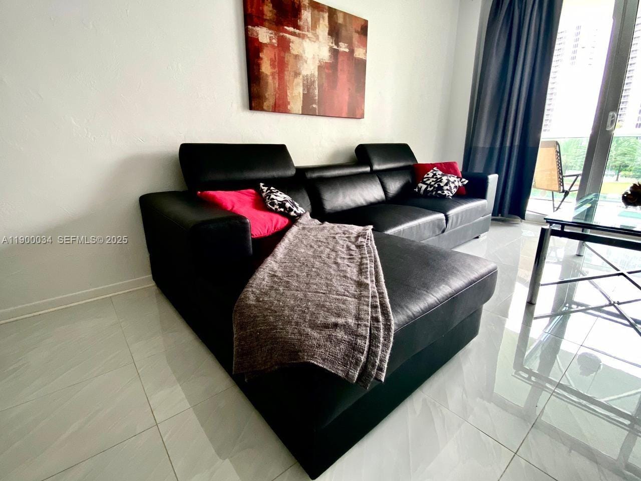 19370 Collins Avenue 415 — photo 7