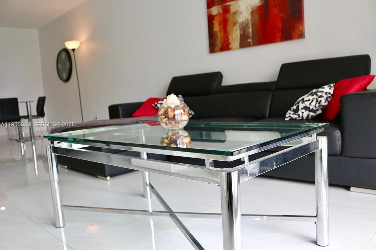 19370 Collins Avenue 415 — photo 9