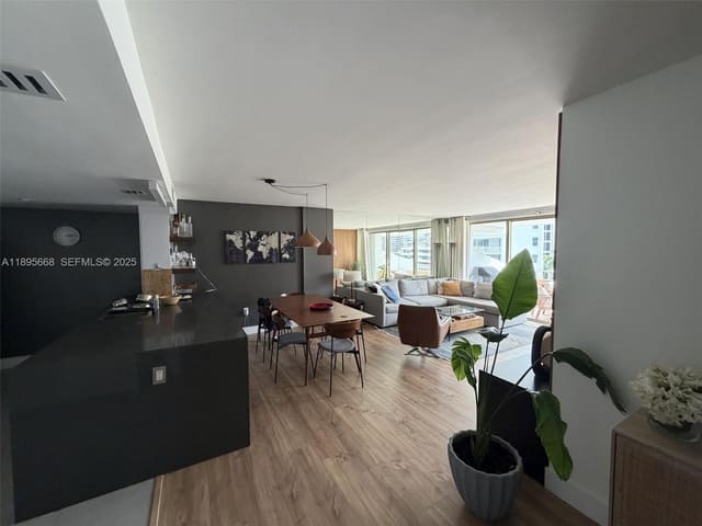 199 Ocean Lane Drive 607, sold in Commodore Club South Cond, Key Biscayne, FL