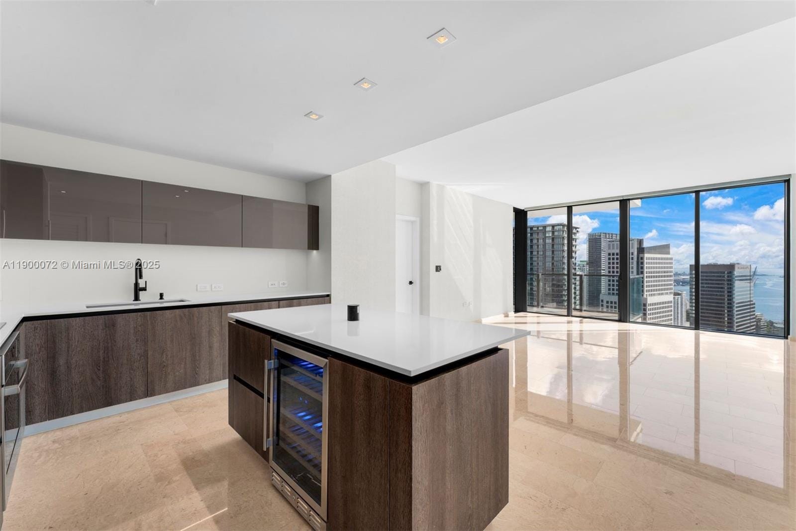 88 SW 7th Street 3907, Miami, FL 33130