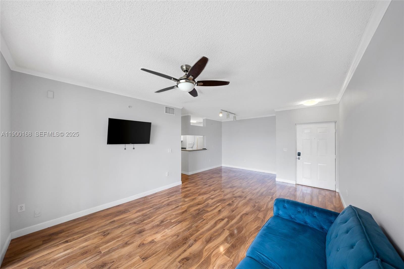 17125 N Bay Road 3301 — photo 3