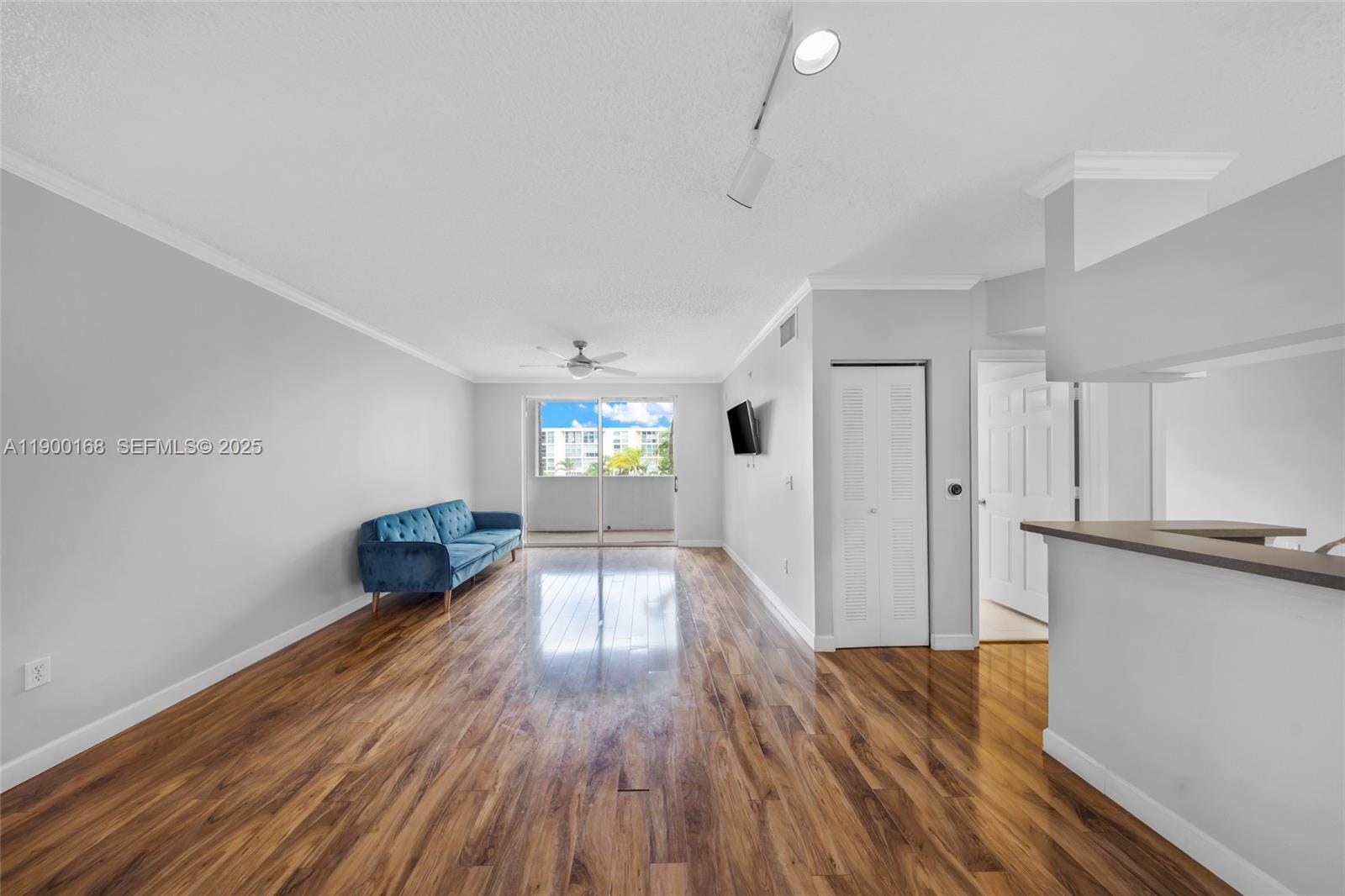 17125 N Bay Road 3301 — photo 5