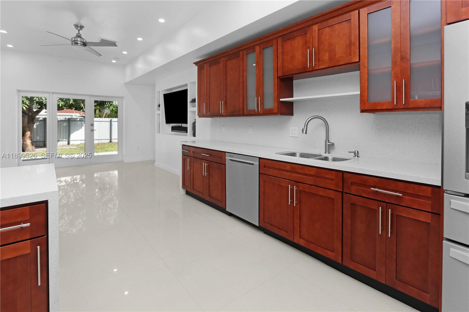 1429 Rodman Street — photo 12