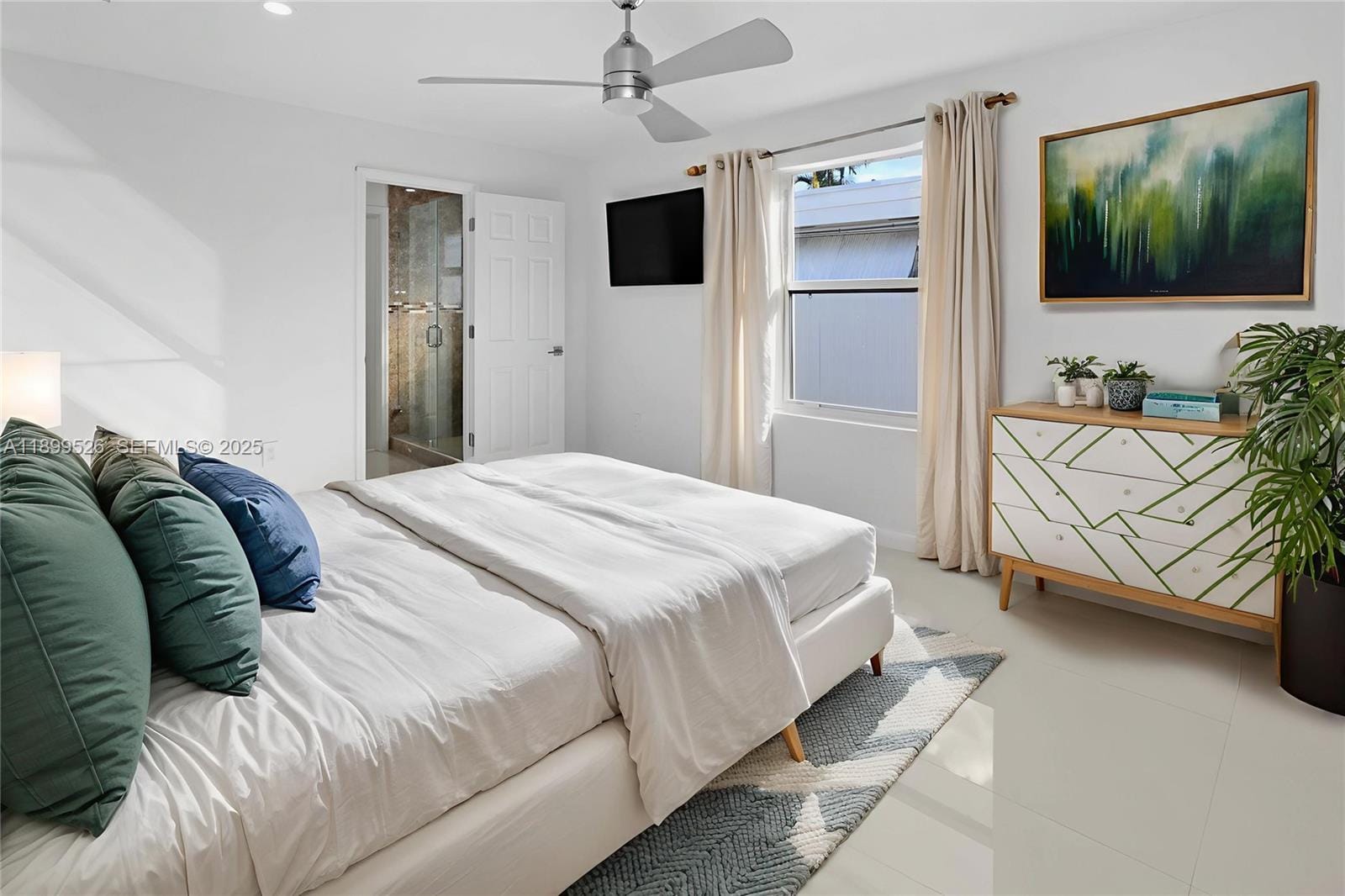 1429 Rodman Street — photo 3