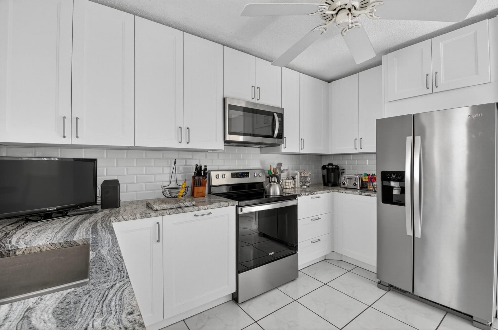 1301 NW 23rd Lane, Delray Beach, FL 33445 photo 4
