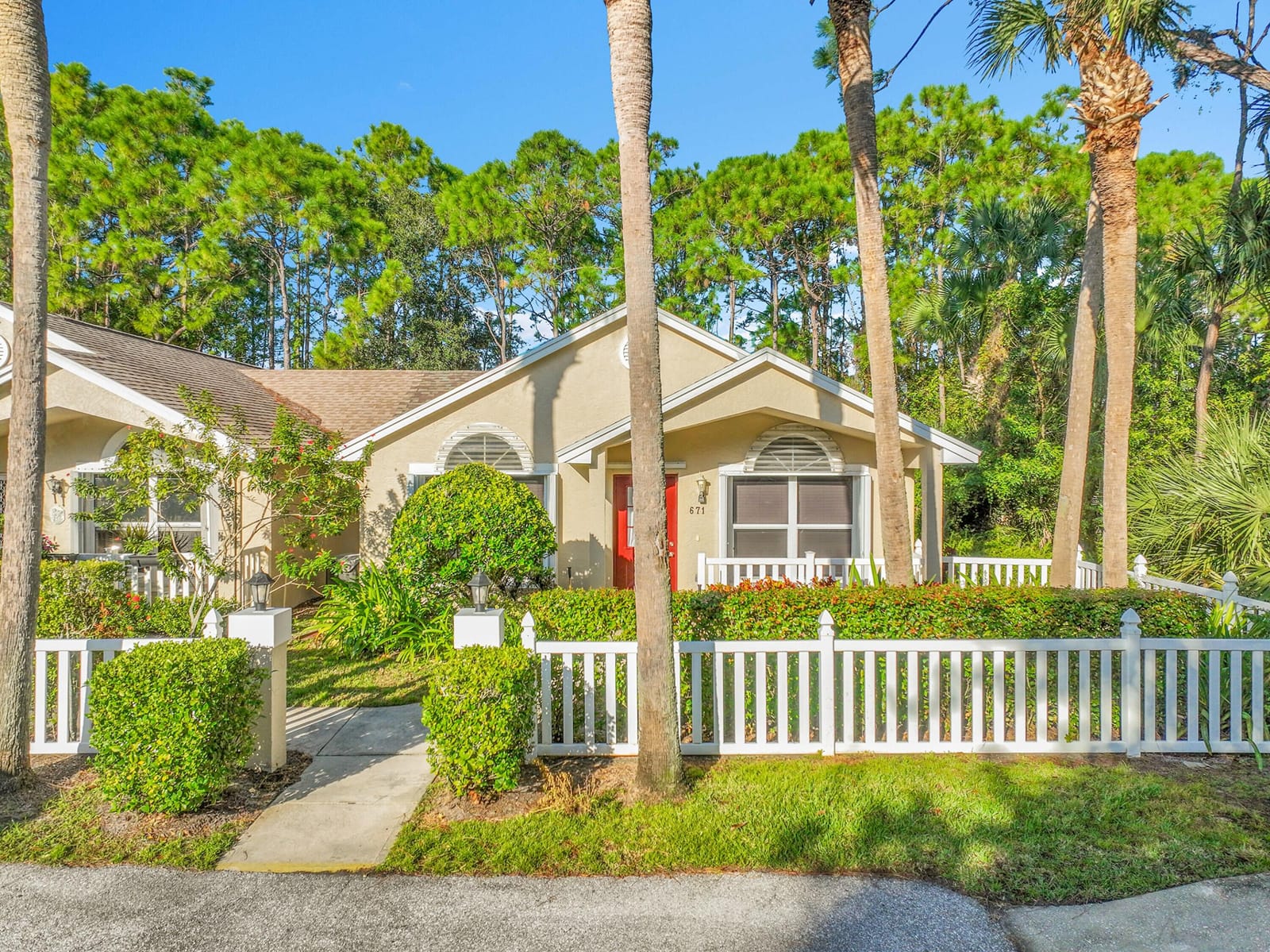 671 NW San Remo Circle, Port St. Lucie, FL 34986