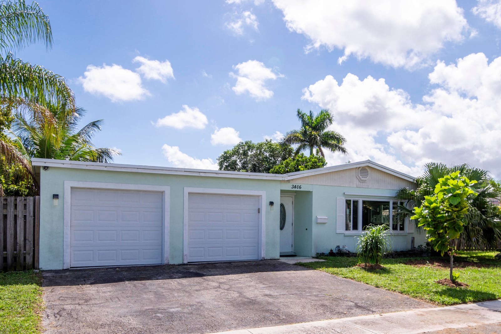 3406 Capri Road, Palm Beach Gardens, FL 33410 photo 2
