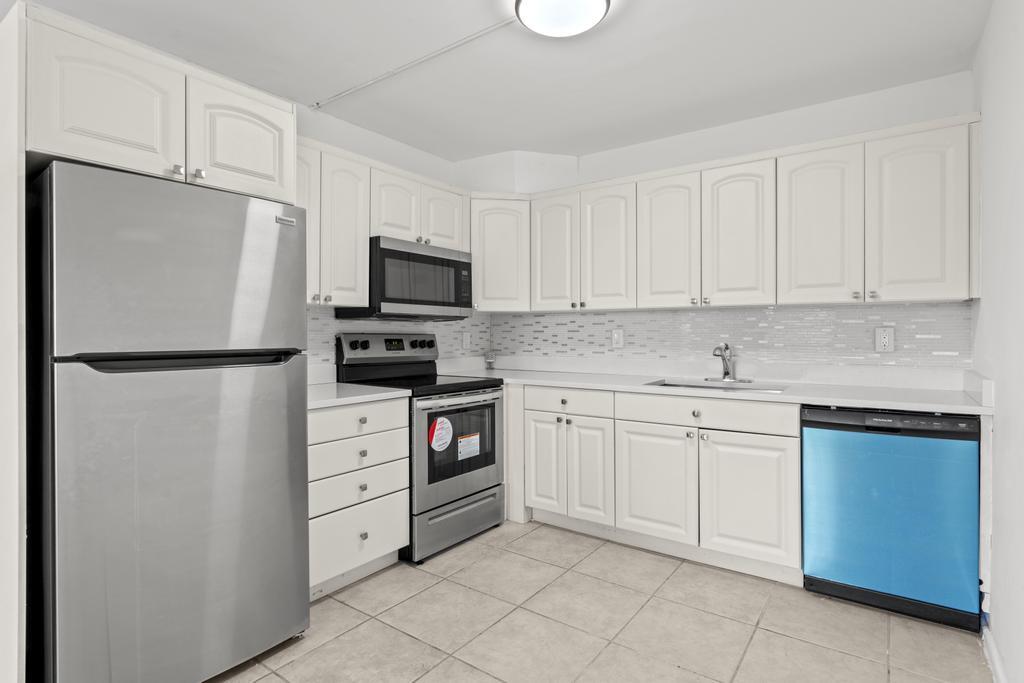 2044 Hythe C, Boca Raton, FL 33434, Boca Raton