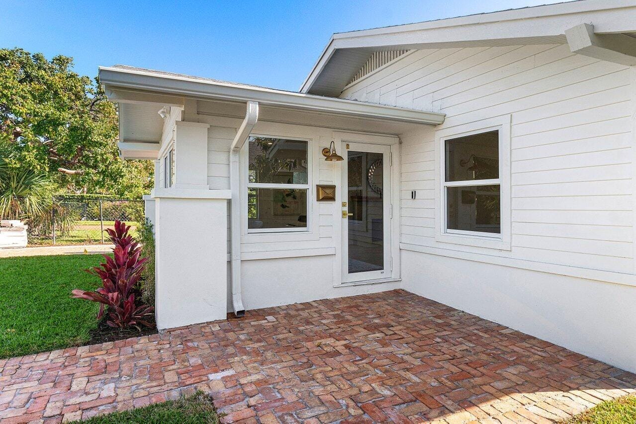 1404 Florida Avenue, West Palm Beach, FL 33401 photo 4