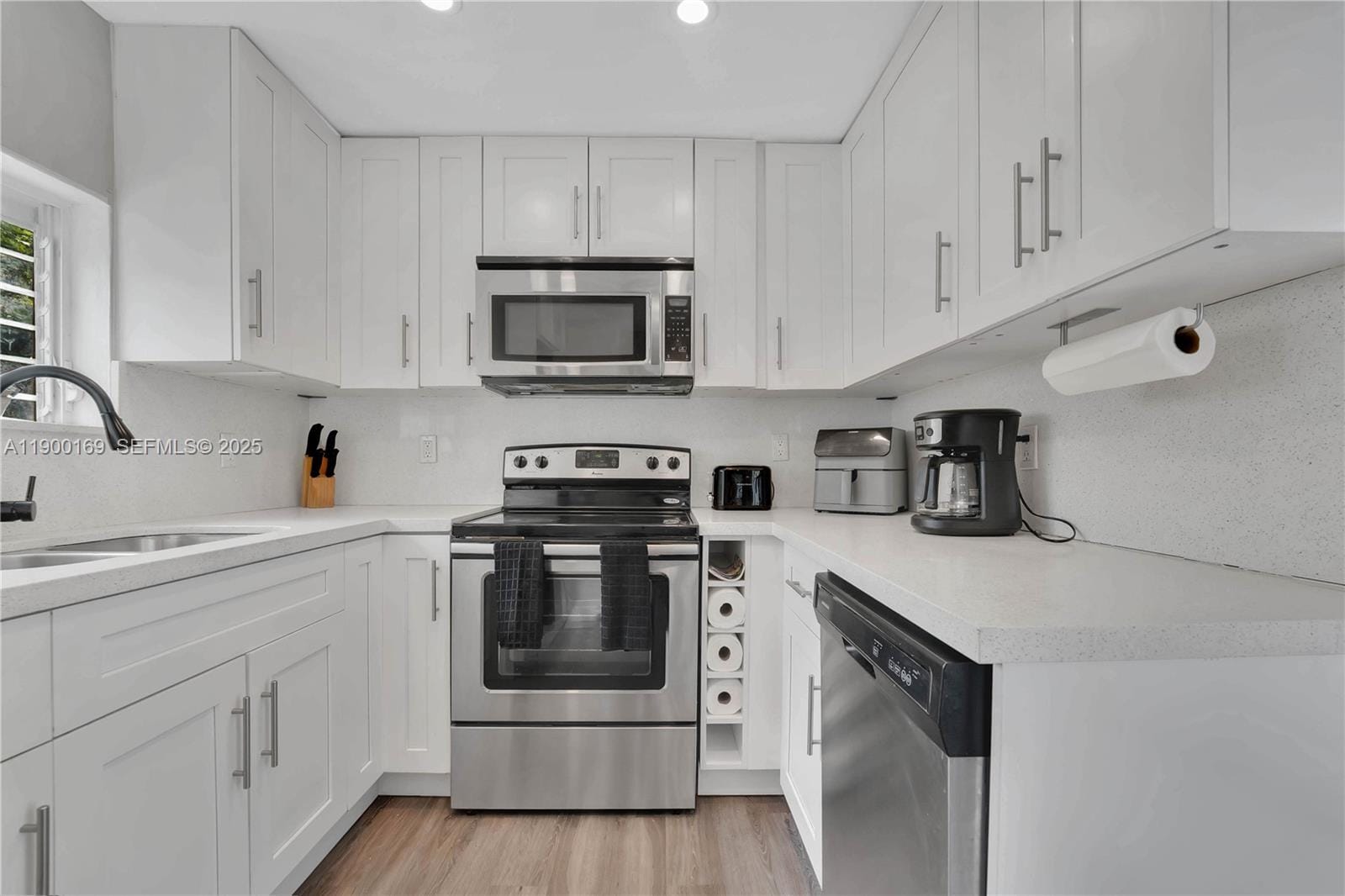 1841 NW 26th Avenue, Fort Lauderdale, FL 33311 photo 9