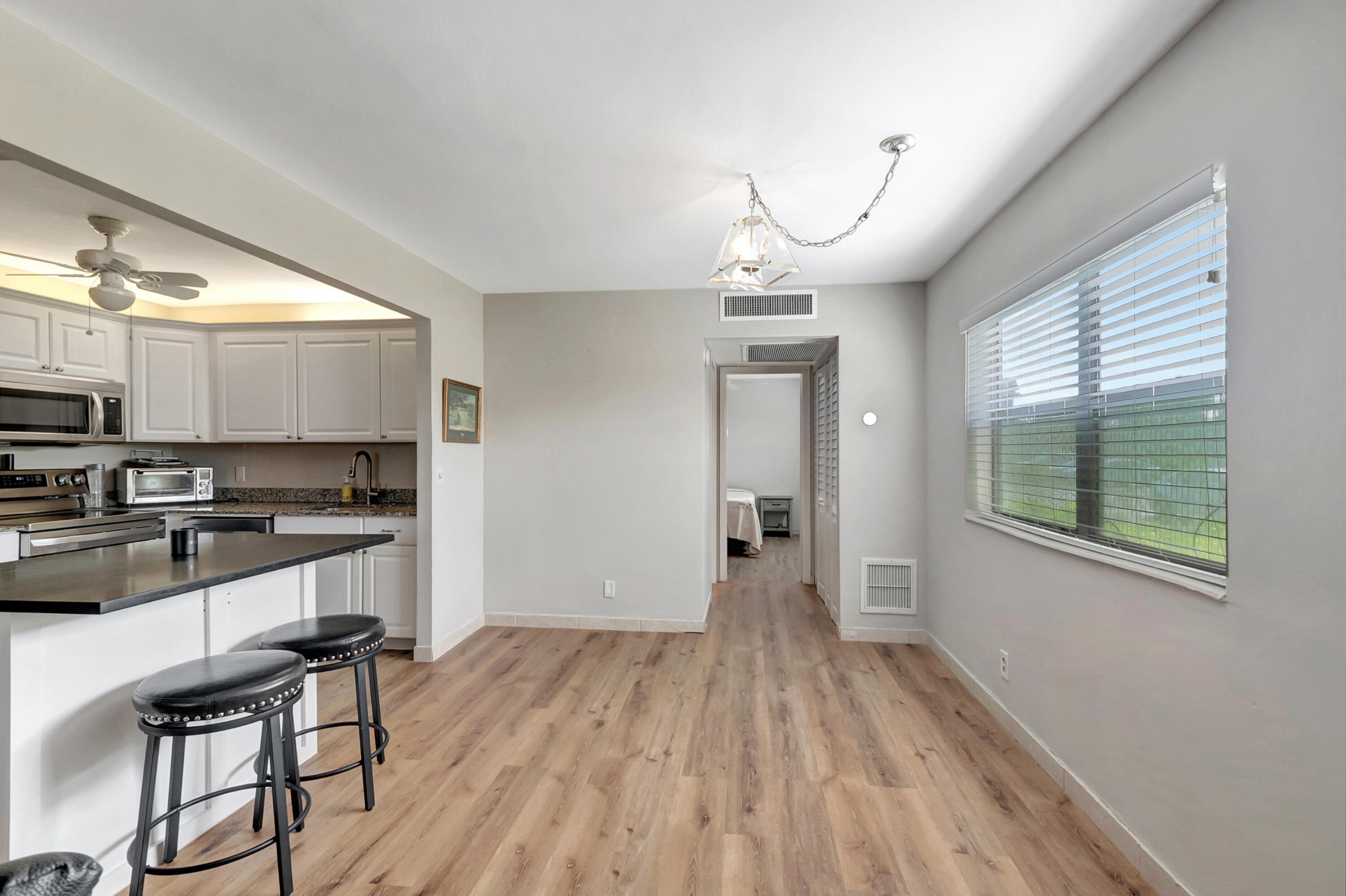 195 Monaco E 195, Delray Beach, FL 33446 photo 13