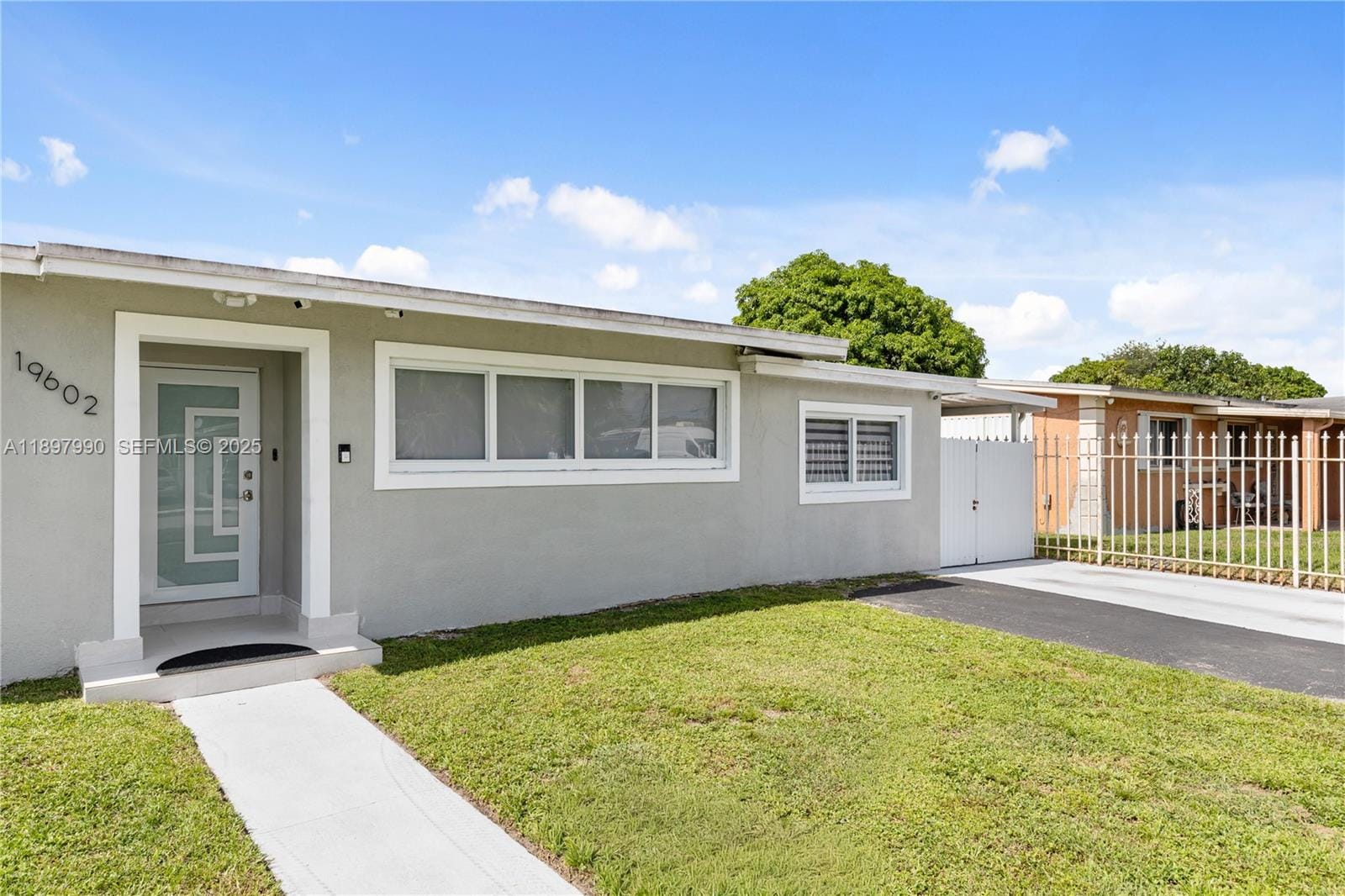 19602 NW 37th Court, Miami Gardens, FL 33055 photo 2