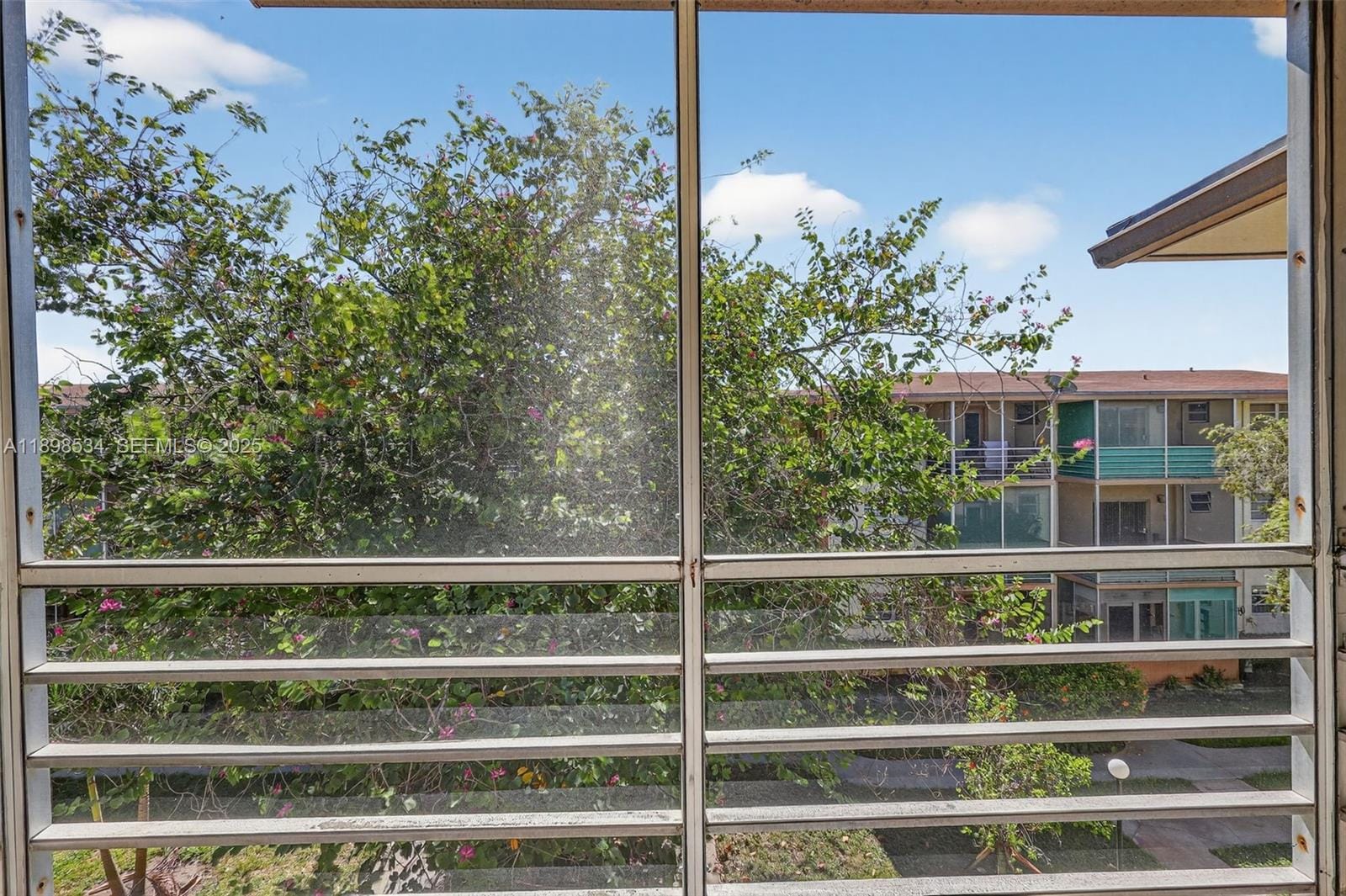 16750 NE 14th Avenue 310, Miami, FL 33162 photo 15