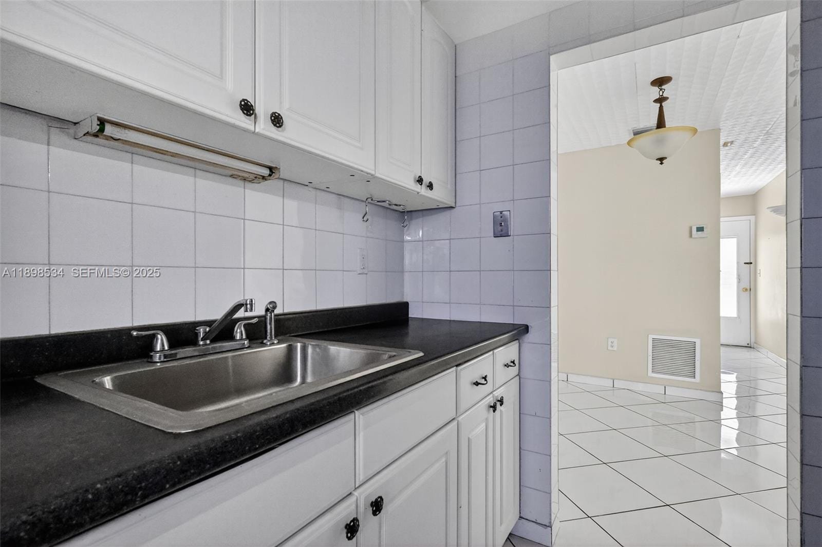 16750 NE 14th Avenue 310 — photo 4