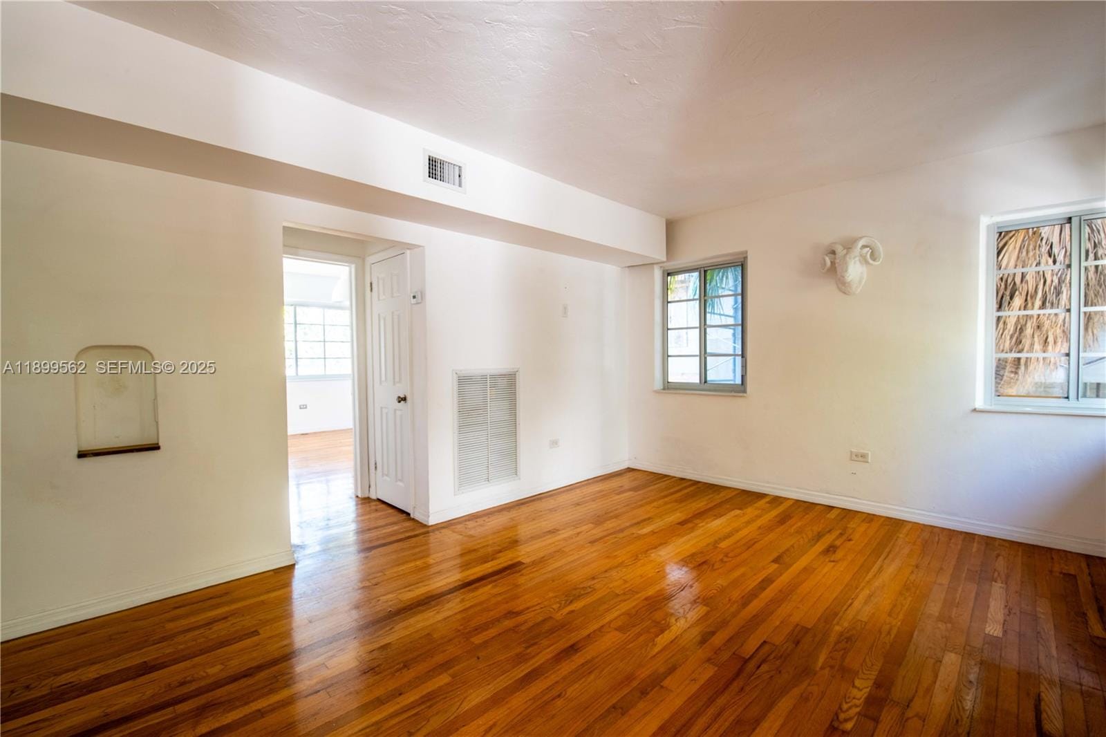 1485 Bay Road, Miami Beach, FL 33139 photo 5