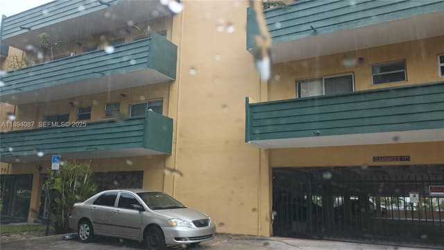 1975 NE 135th Street 2I, North Miami, FL 33181
