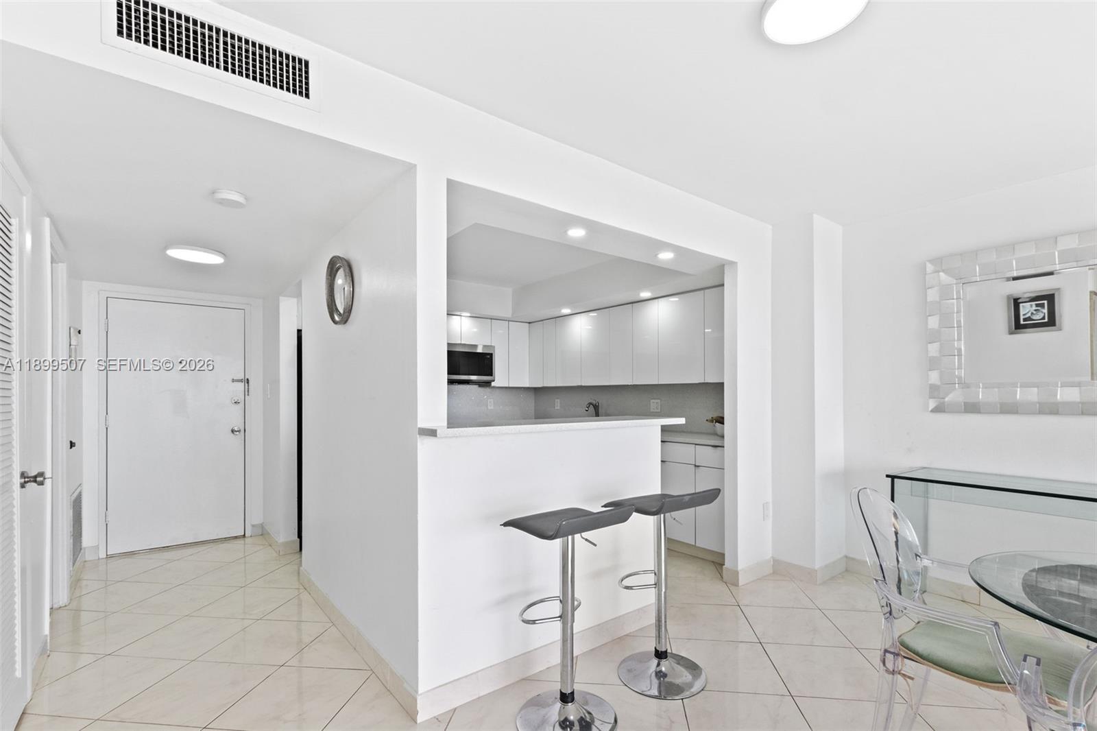 18021 Biscayne Boulevard 1003, Aventura, FL 33160, Aventura