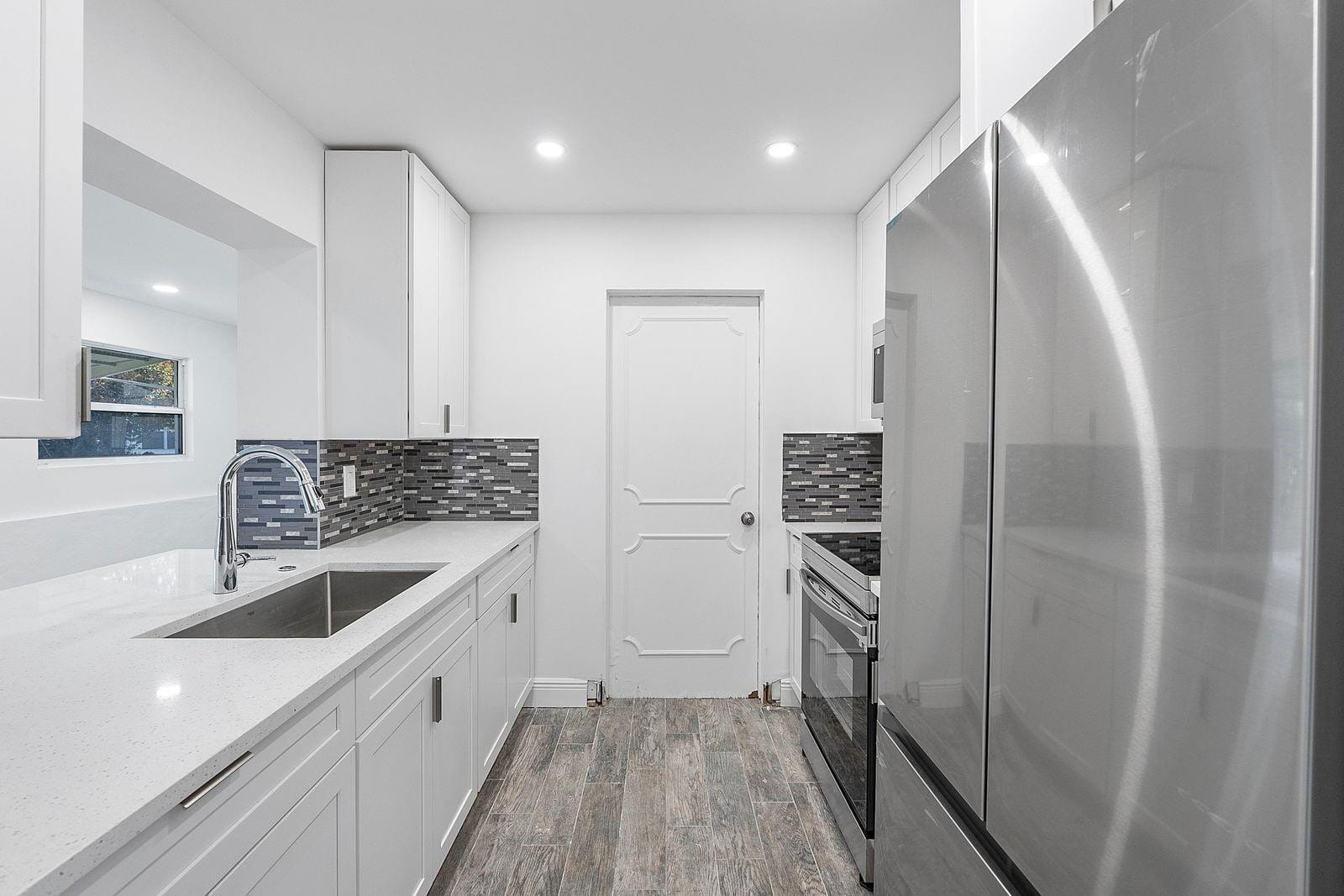 370 S Golf Boulevard — photo 2