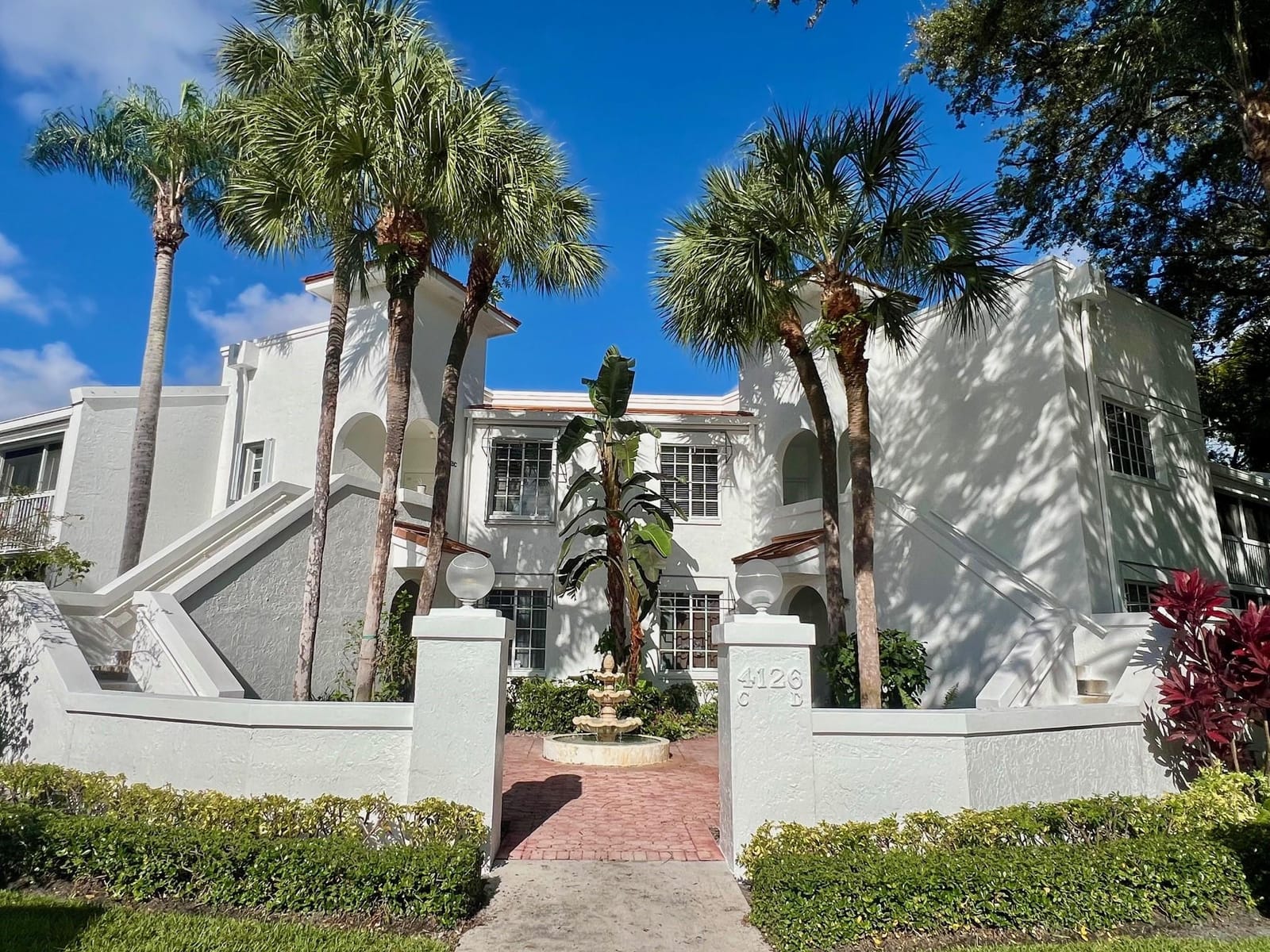 4126 W Palm Aire Drive 262d — photo 2