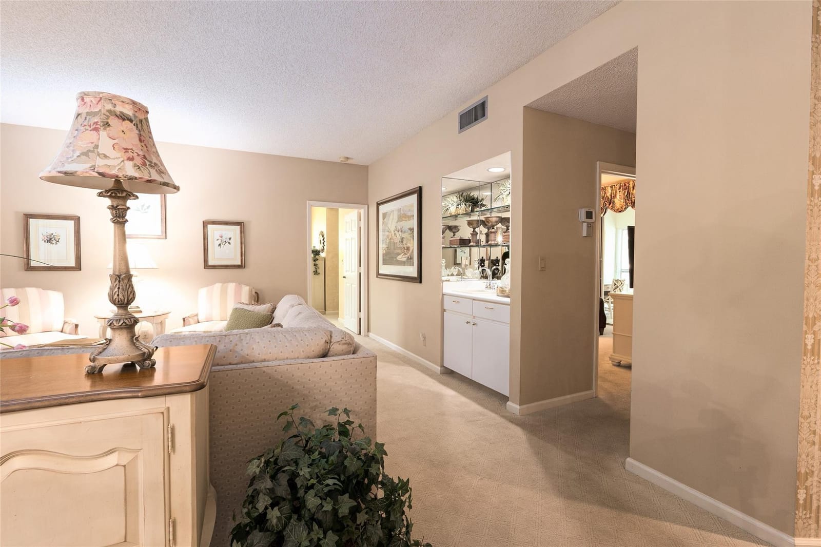 4126 W Palm Aire Drive 262d — photo 8
