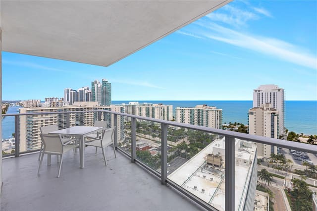 4010 S Ocean Drive R1701, Hyde Beach House, Hollywood, FL